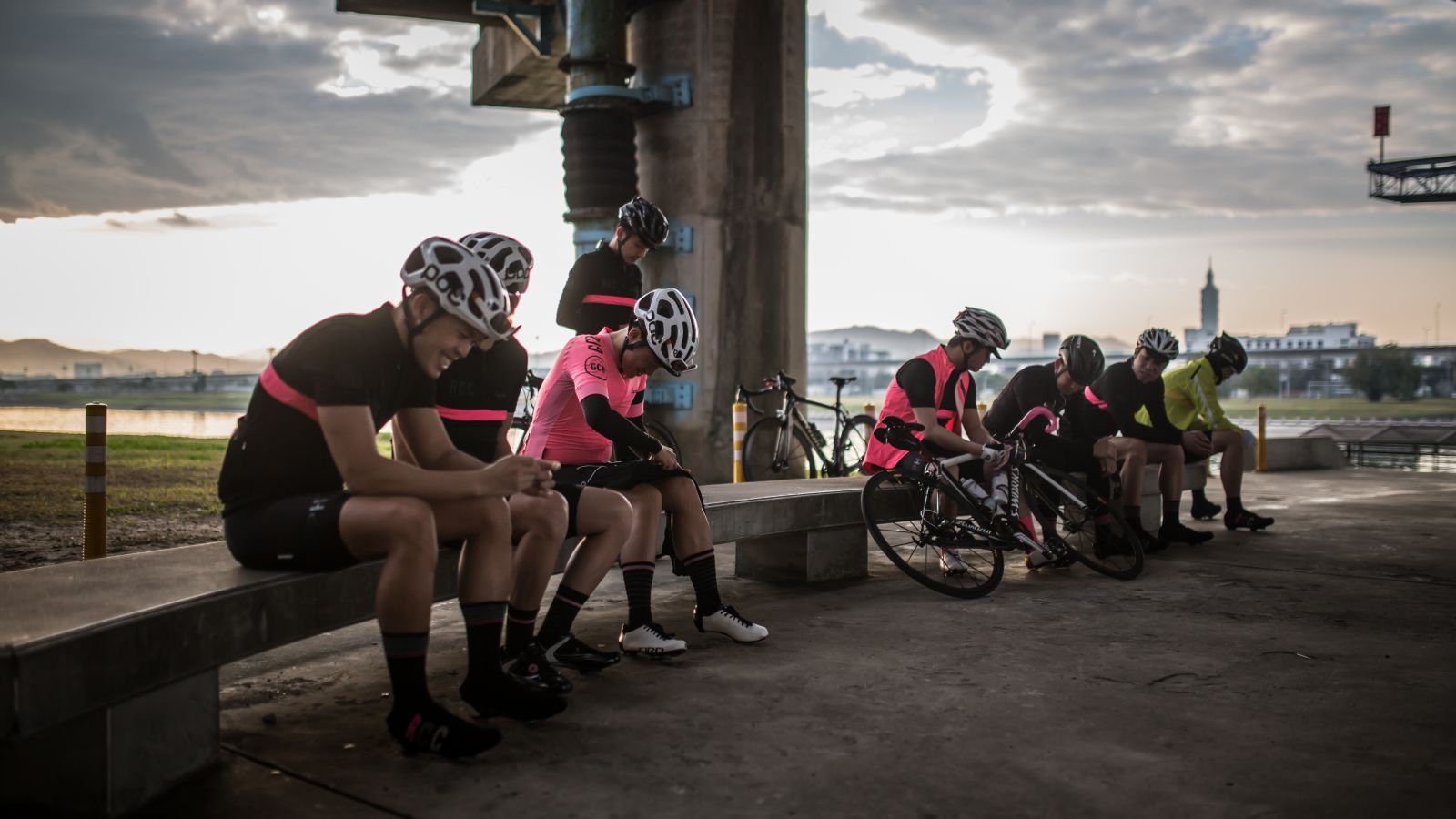 Capovelo Rapha Cycling Club Launches New Phone App in Rapha Cycling Club Benefits