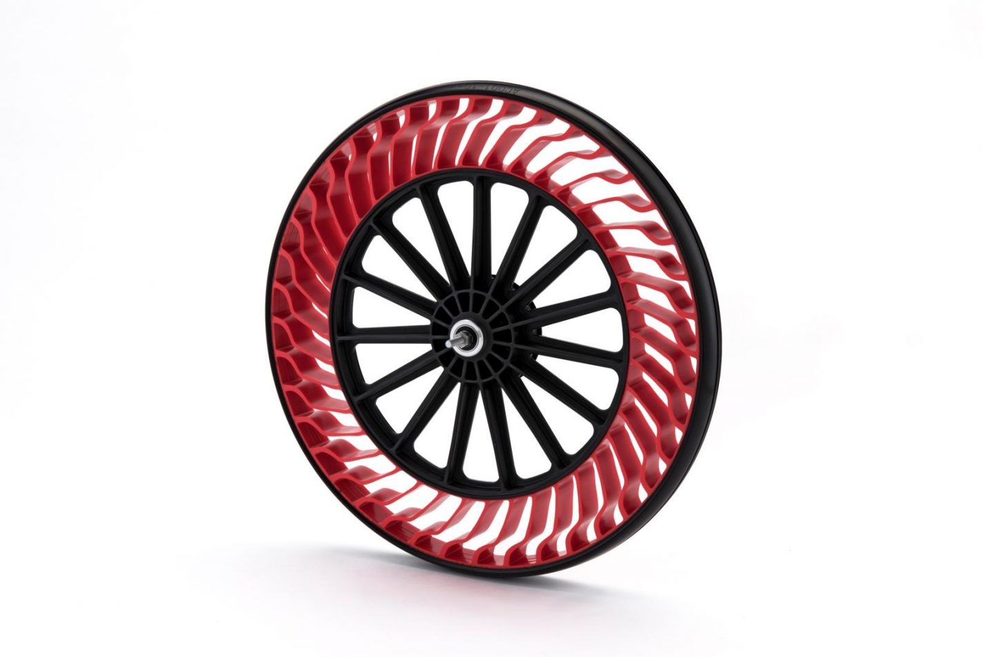 Thumbnail Credit (capovelo.com): the technology relies upon a unique structure of spokes stretching along the inner sides of tires