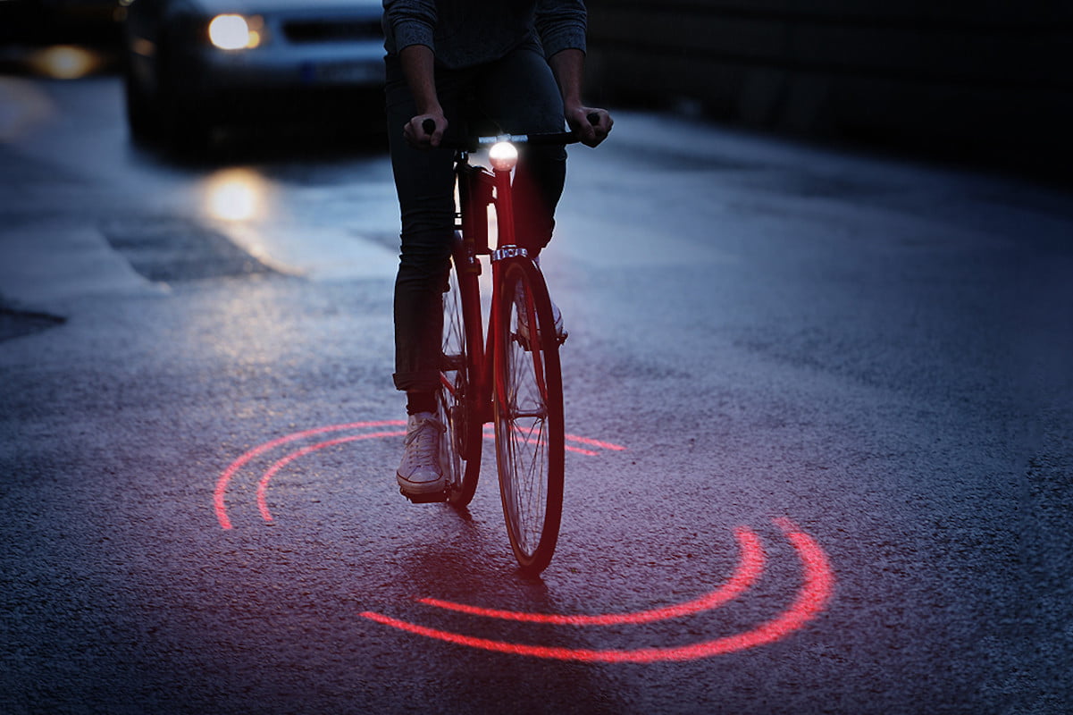 Thumbnail Credit (capovelo.com): In addition to having both a standard headlight and taillight, the BikeSphere system is armed with several sensors