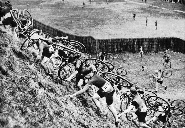early cyclocross race