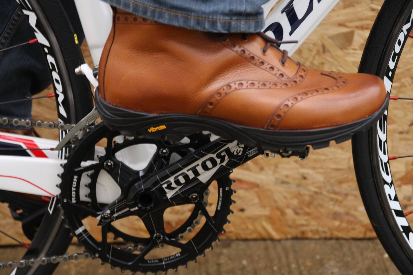 reynolds cycling shoes